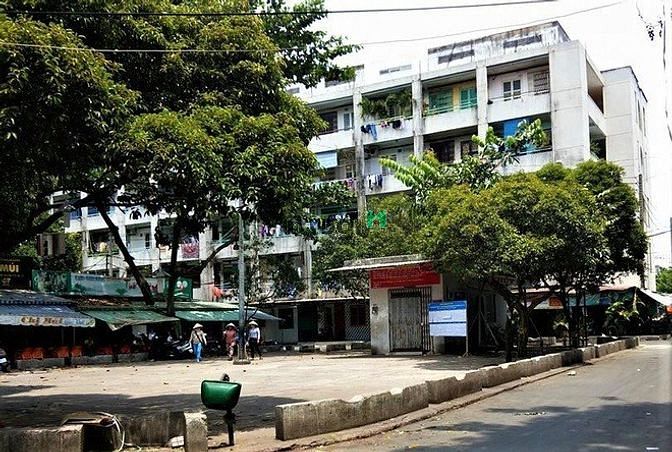 Hình ảnh Bán đất Lạc Long Quân 100m2 - mt 8m.giá 20 tỷ.