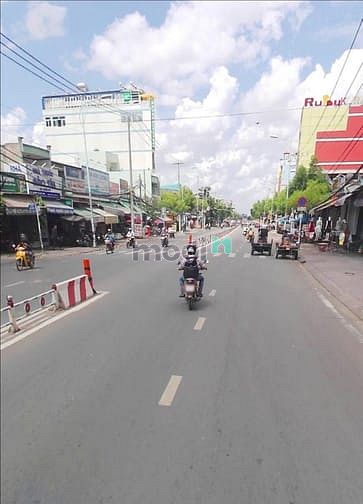 Hình ảnh Bán đất thổ cư 200m2 TT Cần Giuộc,mặt tiền Quốc Lộ 50 gần UBND