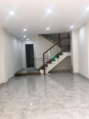 Hình ảnh Lạc Long Quân Tân Bình hẻm xe hơi 50m2 chỉ 9.8 tỷ