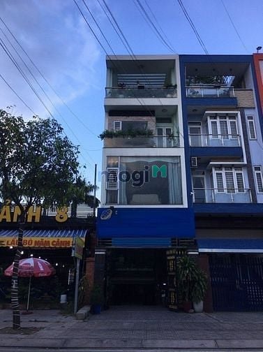 Hình ảnh BTh -- Nhà MT đ.Nguyễn Văn Thương (D1 cũ), trống suốt
