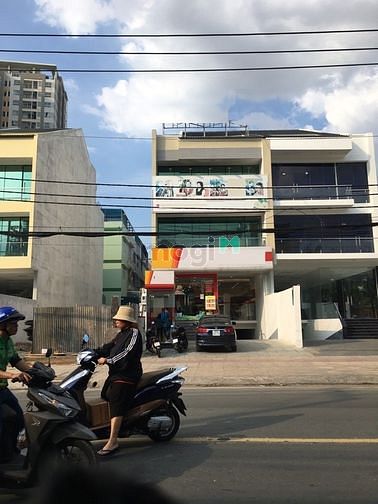 Hình ảnh BTh -- Nhà mặt tiền đ.Hoàng Hoa Thám ngang 6m