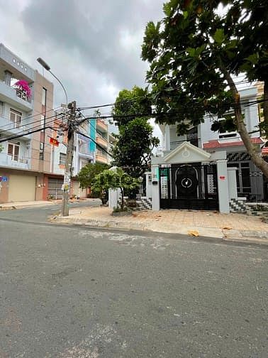 Hình ảnh cho thuê Biệt thự Góc 2 mặt tiền trung Tâm Tên Lửa 200m2