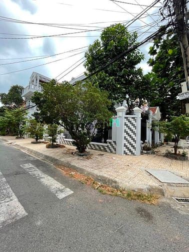 Hình ảnh cho thuê Biệt thự Góc 2 mặt tiền trung Tâm Tên Lửa 200m2