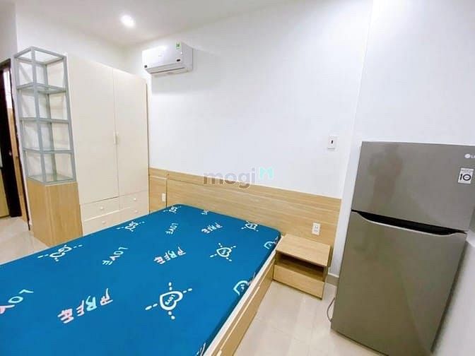 Hình ảnh phòng rộng nội thất đầy đủ Căn studio Quận 10 đẹp.