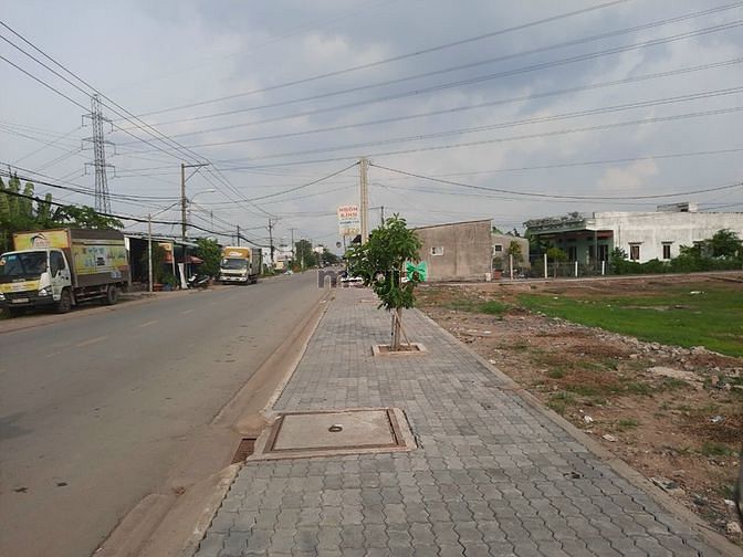 Hình ảnh Bán đất đường Hoàng Phan Thái, SHR, đất thổ cư, dt 130m2. Giá 1,8 tỷ