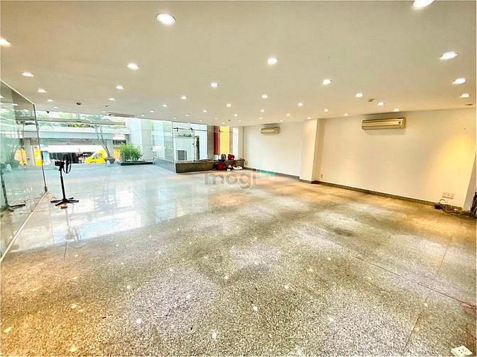 Hình ảnh Cho thuê nhà 28C Hoàng Việt, Phường 4, Tân Bình