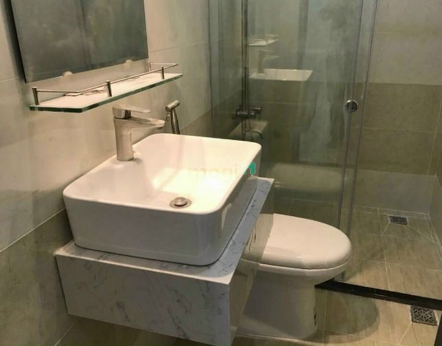 Hình ảnh Cho thuê nhà MT 617 Hoàng Sa đoạn cầu Công Lý