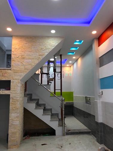 Hình ảnh Bán nhà hẻm 634 tỉnh lộ 10 Bình Tân 30,5m2 giá 2tỷ850