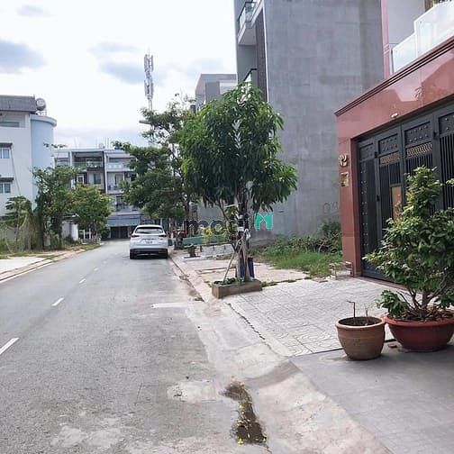 Hình ảnh Đất Nền 80m2 Đường Trần Văn Giàu Đối Diện Bệnh Viện Chợ Rẫy 2 Sổ Hồng