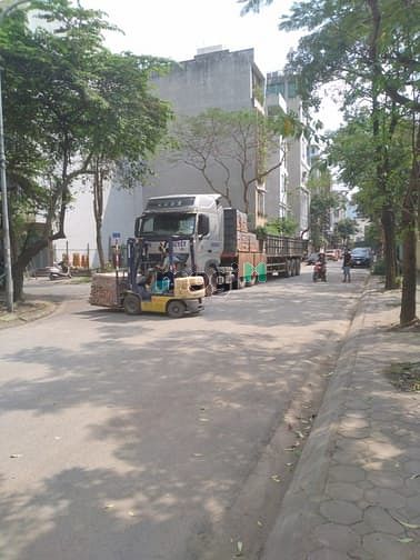 Hình ảnh Bán đất Phú Diễn siêu vip kinh doanh, Công ten nơ quay đầu 40m2 giá 4.