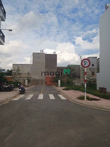 Hình ảnh Cần bán lô đất MT Tú Xương, phường Hiệp Phú, Q9, sổ hồng riêng,2.3tỷ