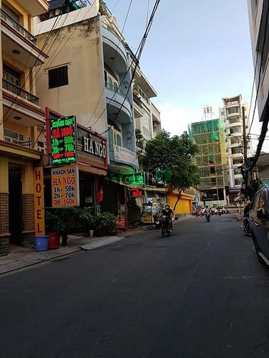 Hình ảnh Hẻm xe tải tránh Hoang Hoa Thám 205m2 (6.2*33)