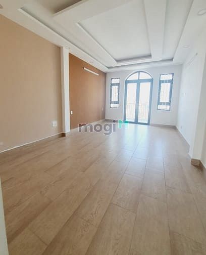 Hình ảnh Cho thuê Nhà 662A Sư Vạn Hạnh, Phường 12, Quận 10.