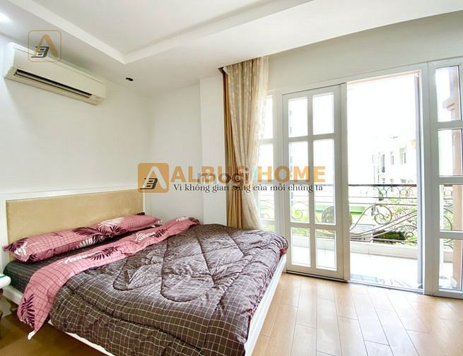 Hình ảnh Mb6623 nạp rút nhanh chóng ban công Phú Mỹ Hưng, full nội thất, free các phí