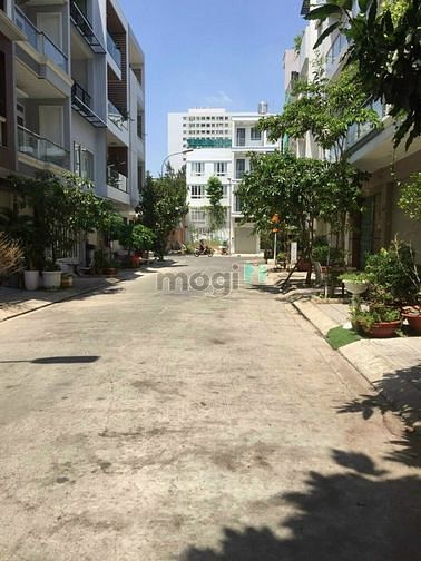 Hình ảnh ĐÁT MẶT TIỀN QUẬN 7, đẹp, công chứng ngay