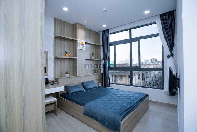 Hình ảnh Căn Hộ Cao Cấp!!! Quận 10 . Cửa sổ lớn