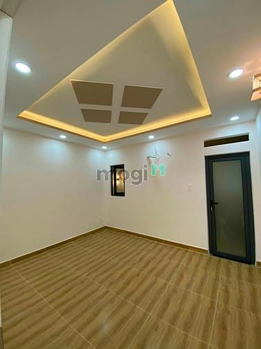 Hình ảnh Cho thuê nhà 79B Bắc Hải, Phường 6, Tân Bình, DTSD 310m2