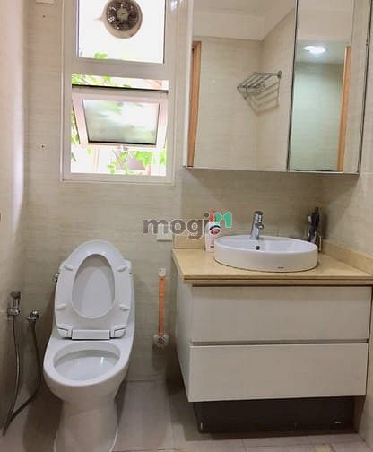 Hình ảnh Cho thuê Nhà 95/3A Trần Nhật Duật, Phường Tân Định, quận.