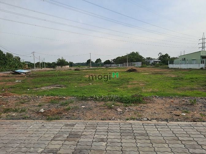 Hình ảnh Bán đất gần cầu Tân Quý,chợ Hưng Long Bình Chánh. Giá 2,1 tỷ/100m2