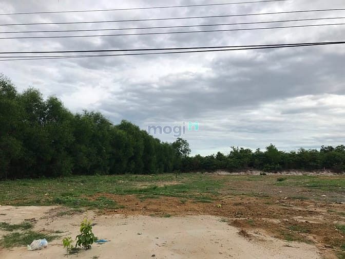 Hình ảnh Bán đất mặt tiền Lê Minh Công, Tân Phước, Thị xã LaGi giá tốt