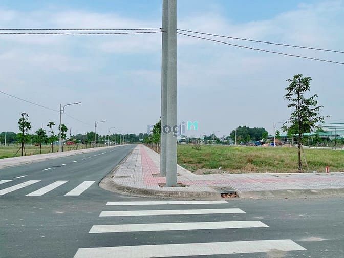 Hình ảnh Đất nền mặt tiền đường ĐINH ĐỨC THIỆN, Shr, Bst. Giá chưa qua Trang MB66.COM Chính Thức - MB 66 Uy Tín