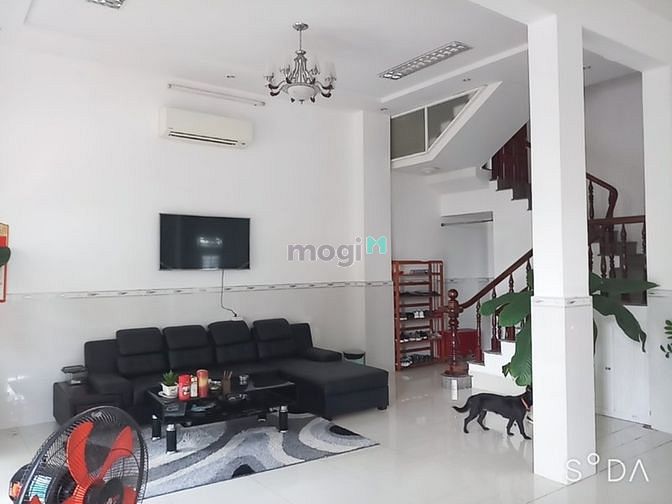 Hình ảnh Cho thuê nhà 1 trệt 3 lầu (5 phòng ngủ)  KDC Hưng Phú 2