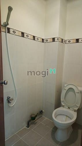 Hình ảnh Cho thuê nhà 1 trệt 3 lầu (5 phòng ngủ)  KDC Hưng Phú 2