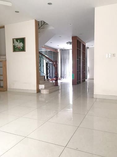 Hình ảnh Cho thuê MT 68 Đường A4, Phường 12, Tân Bình, Hầm, 5 lầu có thang máy