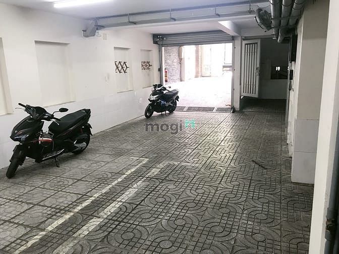 Hình ảnh Cho thuê MT 68 Đường A4, Phường 12, Tân Bình, Hầm, 5 lầu có thang máy