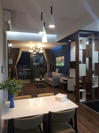 Hình ảnh Cho thuê CHCC 2PN 78m2 căn góc full nội thất CC Flora Mizuki, 11tr