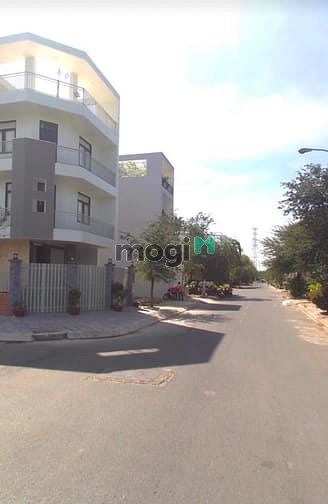 Hình ảnh Sang gấp lô đất MT Lê Hữu Kiều Q2,Lk Ubnd Q2 giá 7.2tỷ/120m2.