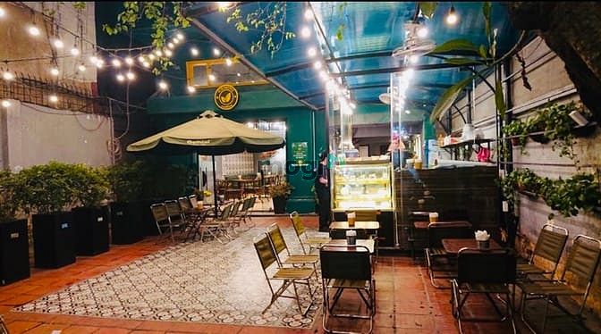 Hình ảnh Cho thuê nhà mặt phố Đội Cấn - Ba Đình