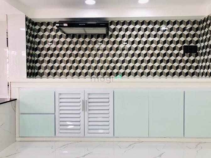 Hình ảnh Cho thuê nhà mặt tiền Phan Văn Hân, p17, Bình Thạnh.