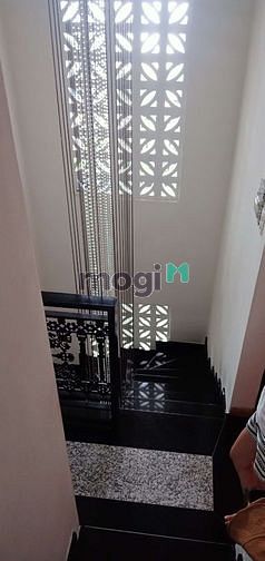 Hình ảnh Nhà cần bán Ba Tháng Hai, Phường 10, Quận 10