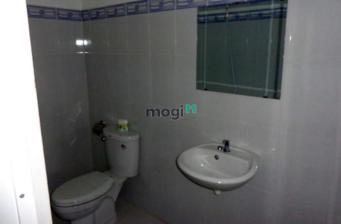 Hình ảnh Nhà hẻm 1 xẹt đường Phạm Thế Hiển Q8