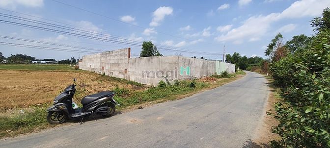 Hình ảnh Bán đất mặt tiền đường nhựa 40x60 Thổ cư 100%