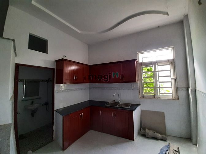 Hình ảnh Phòng mới xây đường mễ cốc, quận 8