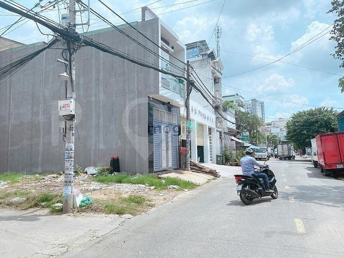 Hình ảnh Bán gấp lô góc 110m2, 815 triệu, bà triệu, hóc môn