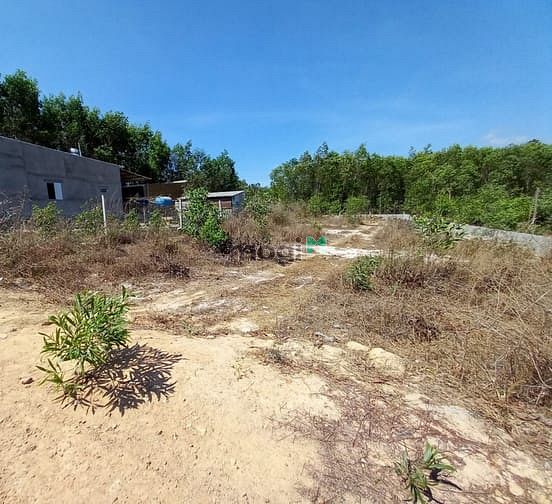 Hình ảnh Bán đất hẻm Thống Nhất, Tân An, thị xã LaGi giá mềm