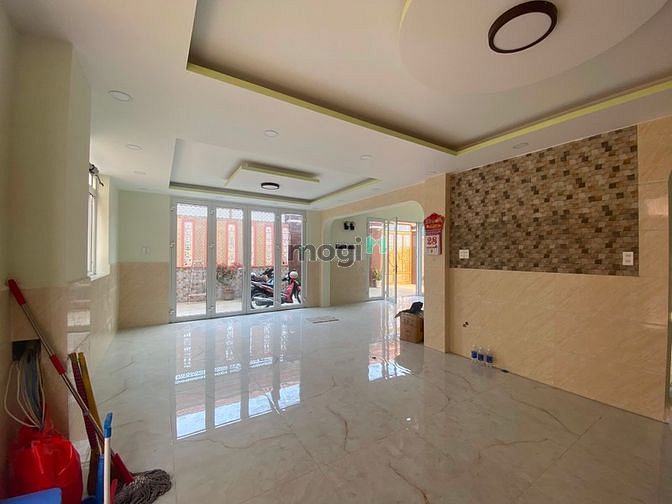 Hình ảnh Mặt bằng Rộng, Rẻ, Vị trí đẹp, cần cho thuê gấp Q9