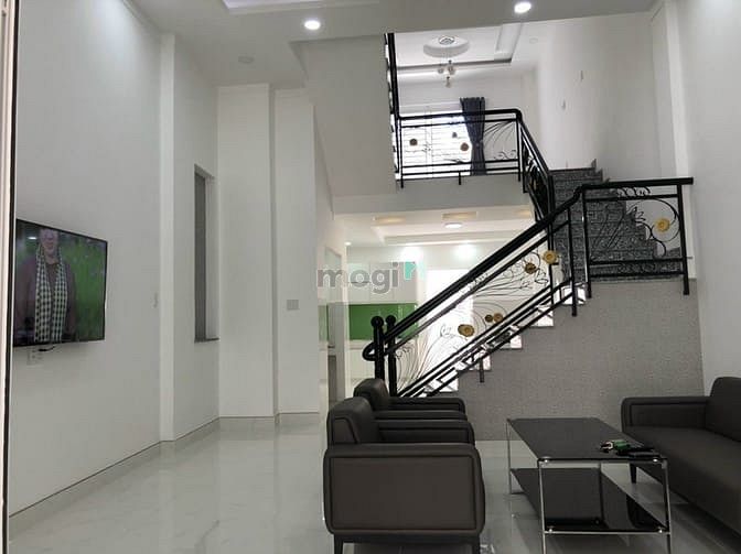Hình ảnh Bán nhà 1/  Nguyễn Thiện Thuật, P2, Quận 3