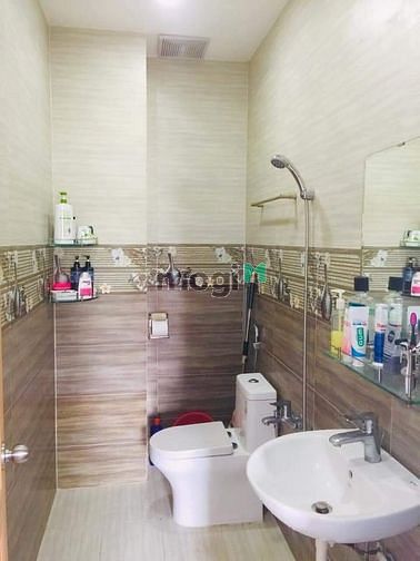 Hình ảnh Cần bán gấp nhà đường Huỳnh Tấn Phát
