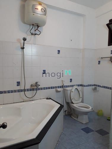 Hình ảnh Cho thuê nhà 206C Võ Văn Tần, Phường 5, Quận 3