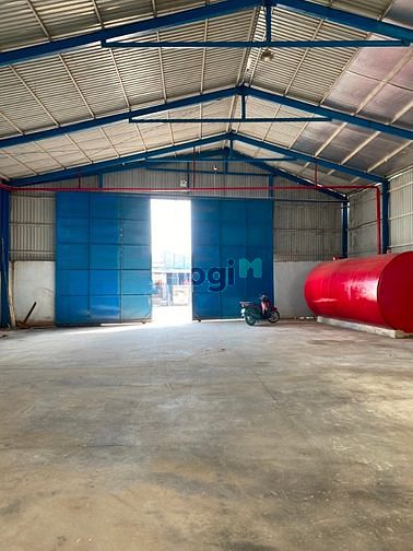 Hình ảnh Cho thuê kho mtđ Hồ Văn Long DT 2900m2
