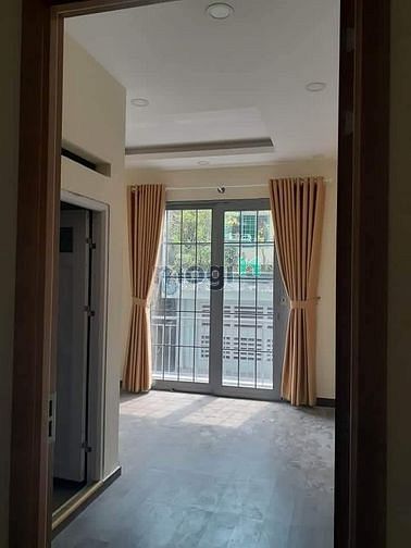 Hình ảnh HXH 3,5m chính chủ Đ. Đặng Chất , P.2, Q8