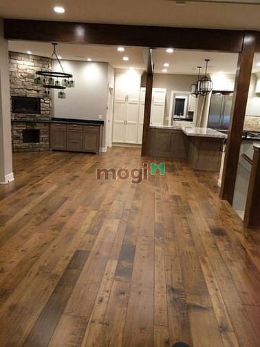 Hình ảnh Mặt tiền	1202	Ba THÁNG Hai 4569m² Nhiều Tầng