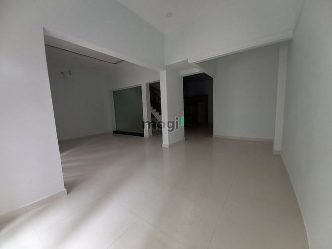 Hình ảnh Biệt Thự - đường Pasteur Q 3, 8x18m, nhà đẹp mới xây, KD tự do