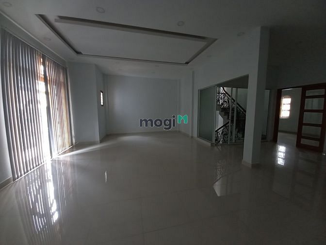 Hình ảnh Biệt Thự - đường Pasteur Q 3, 8x18m, nhà đẹp mới xây, KD tự do