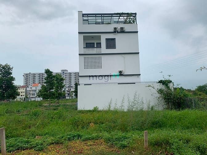 Hình ảnh Bán Lô Góc Đất 2 mặt tiền KDC Nam Phan, Phú Hữu Q9 TP.TĐ giá 50tr/m2
