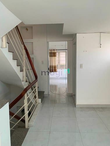 Hình ảnh Cho thuê nhà nguyên căn MT Nguyễn Thượng Hiền Quận Bình Thạnh